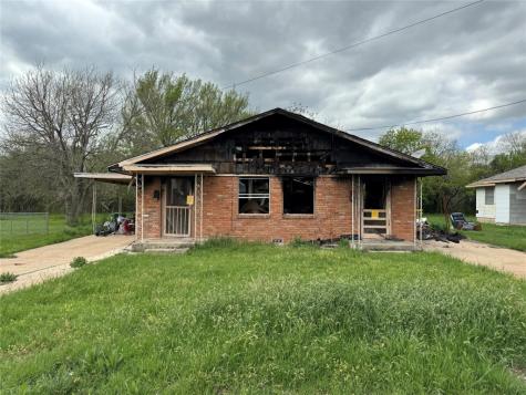 705 N Main Street West TX 76691