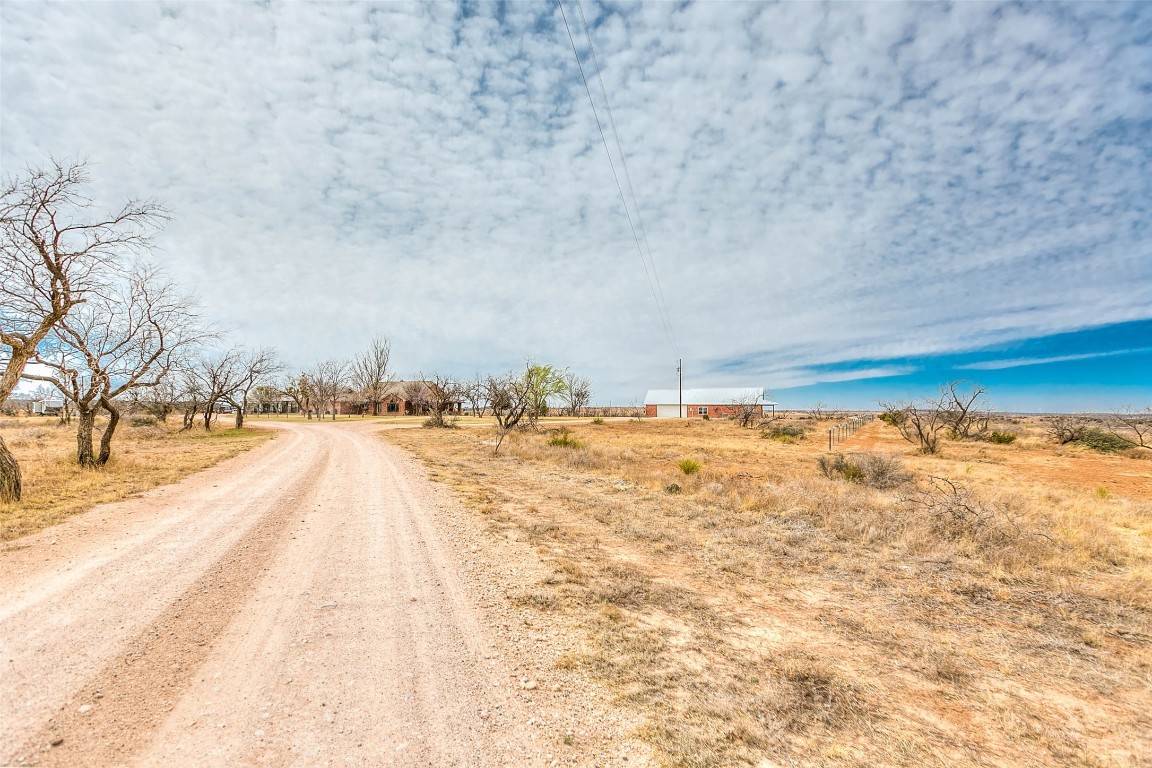 12487 Cr 4102 Hermleigh TX 79526