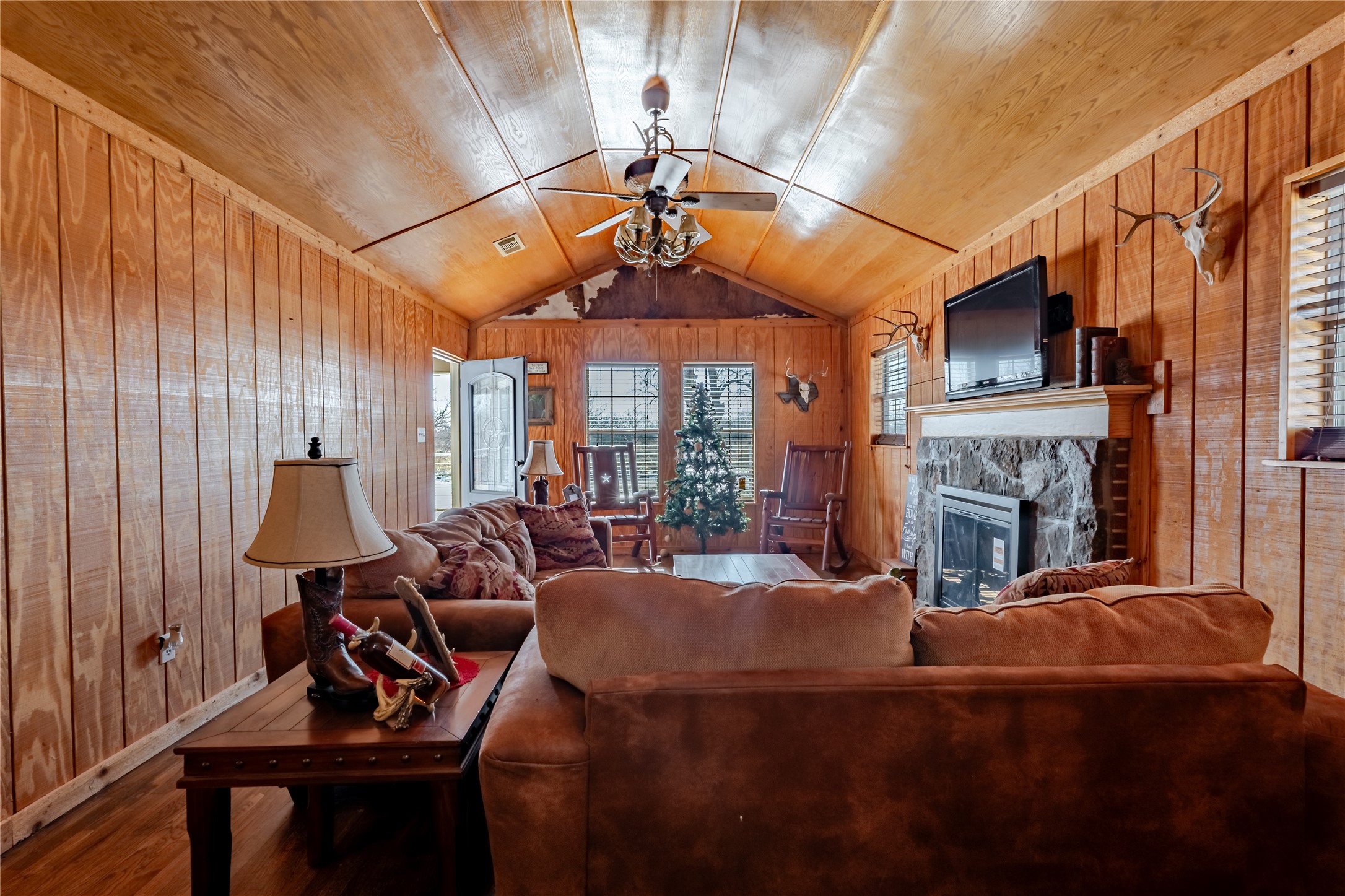 794 W Antelope Road Jacksboro TX 76389
