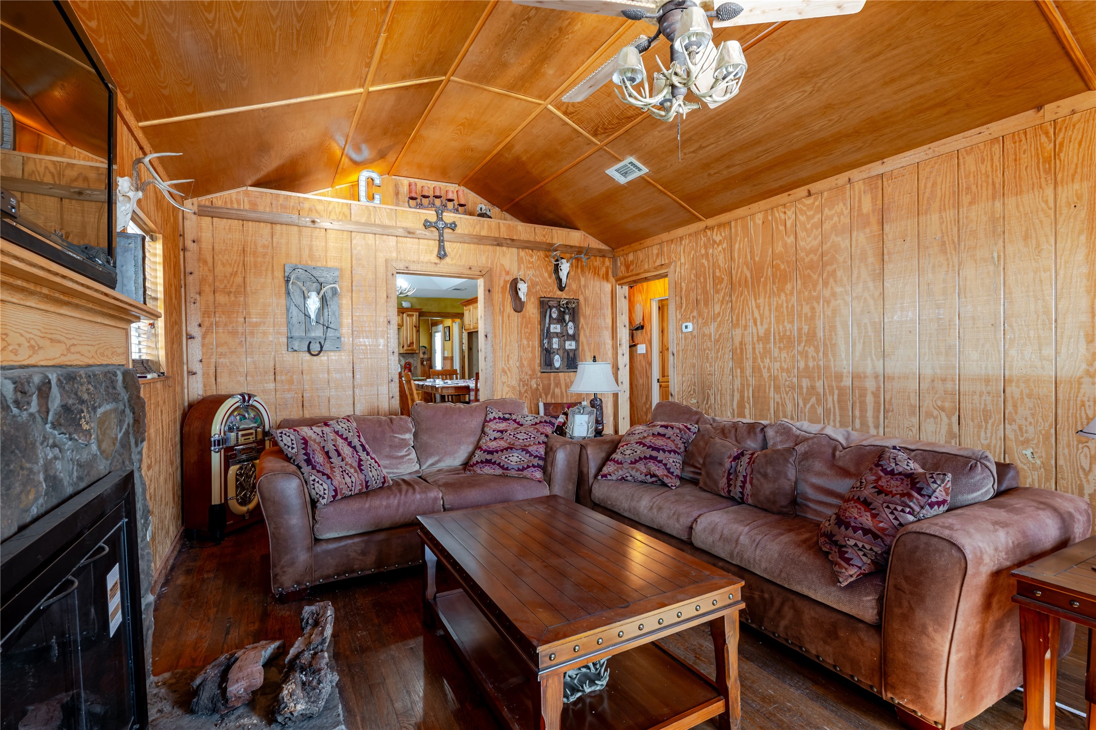 794 W Antelope Road Jacksboro TX 76389