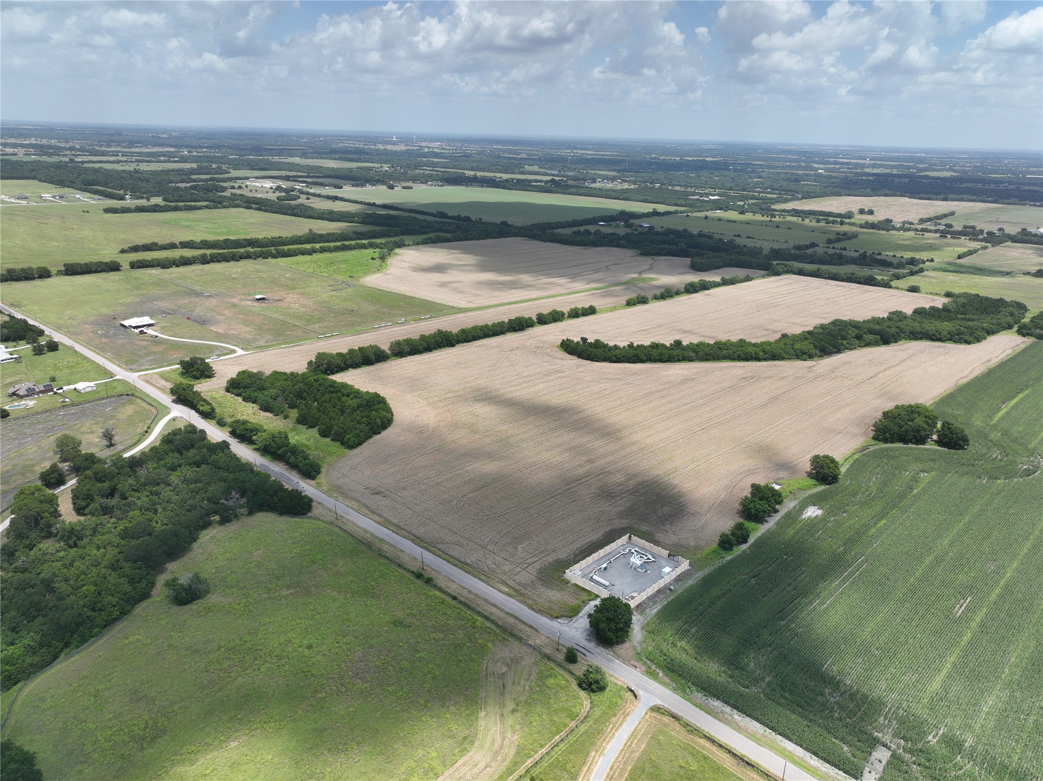 201 Pr 33 (off Cr 633) Trenton TX 75490