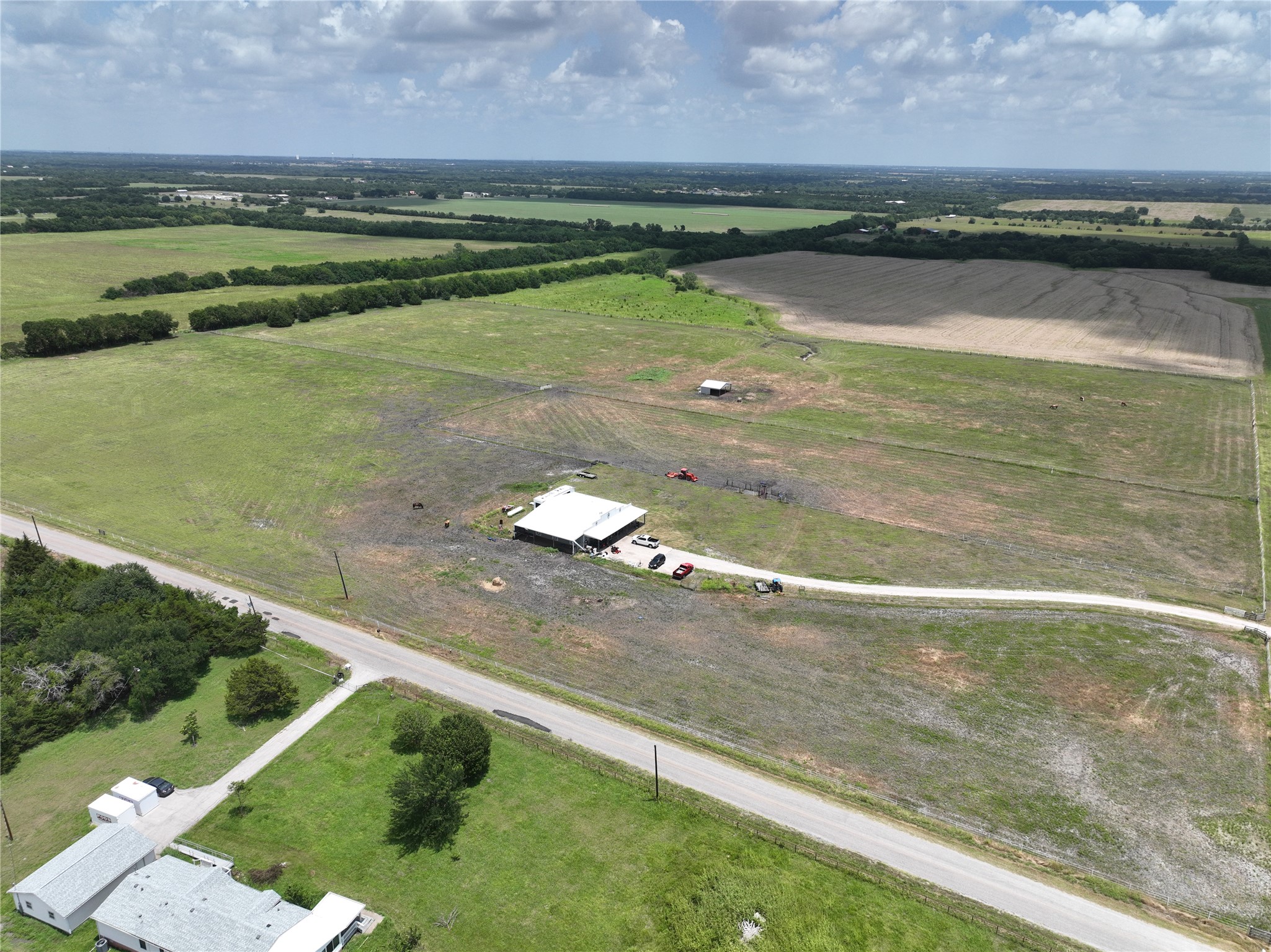 201 Pr 33 (off Cr 633) Trenton TX 75490