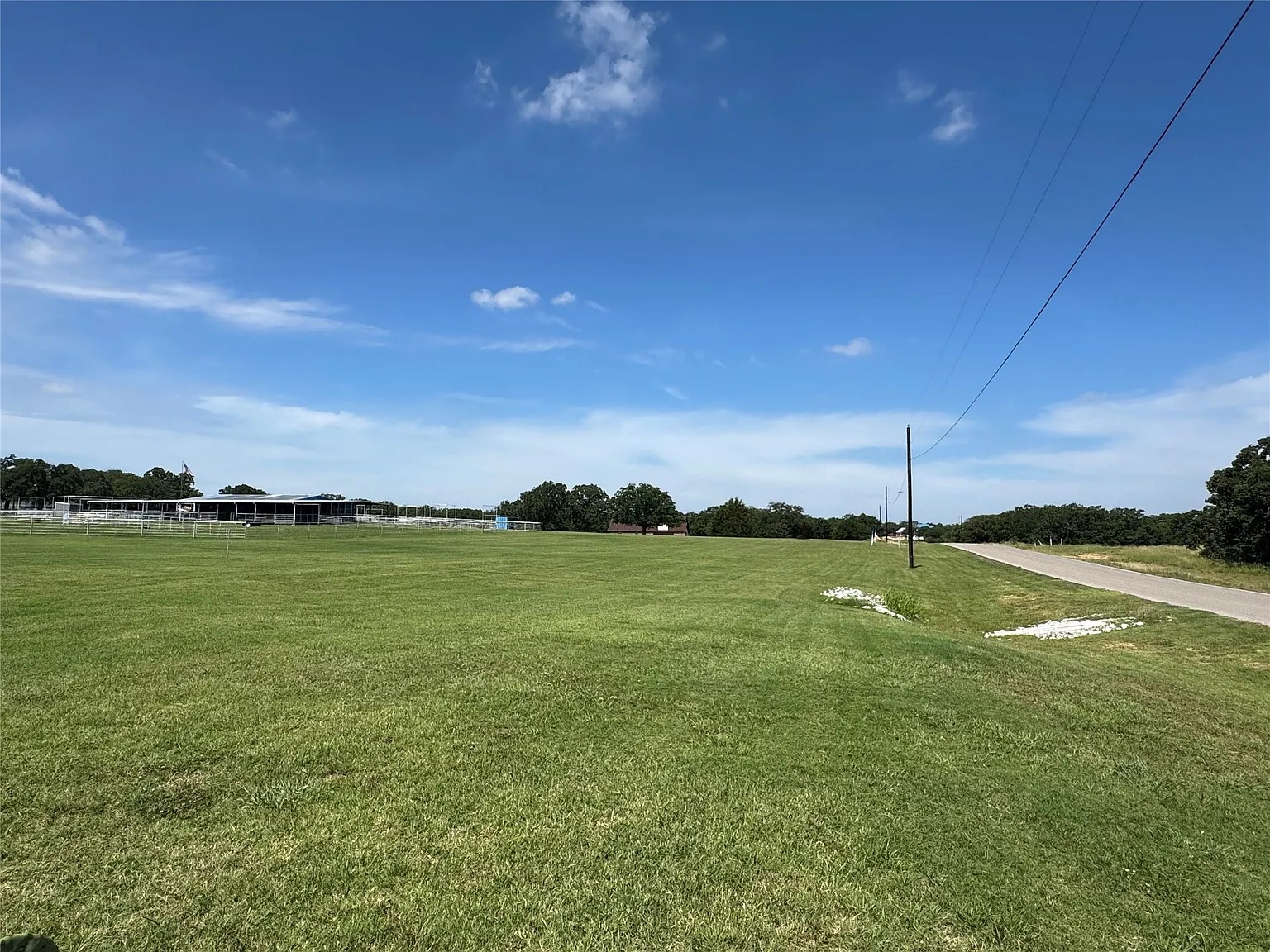 125B Rolling Bend Road Alvord TX 76225