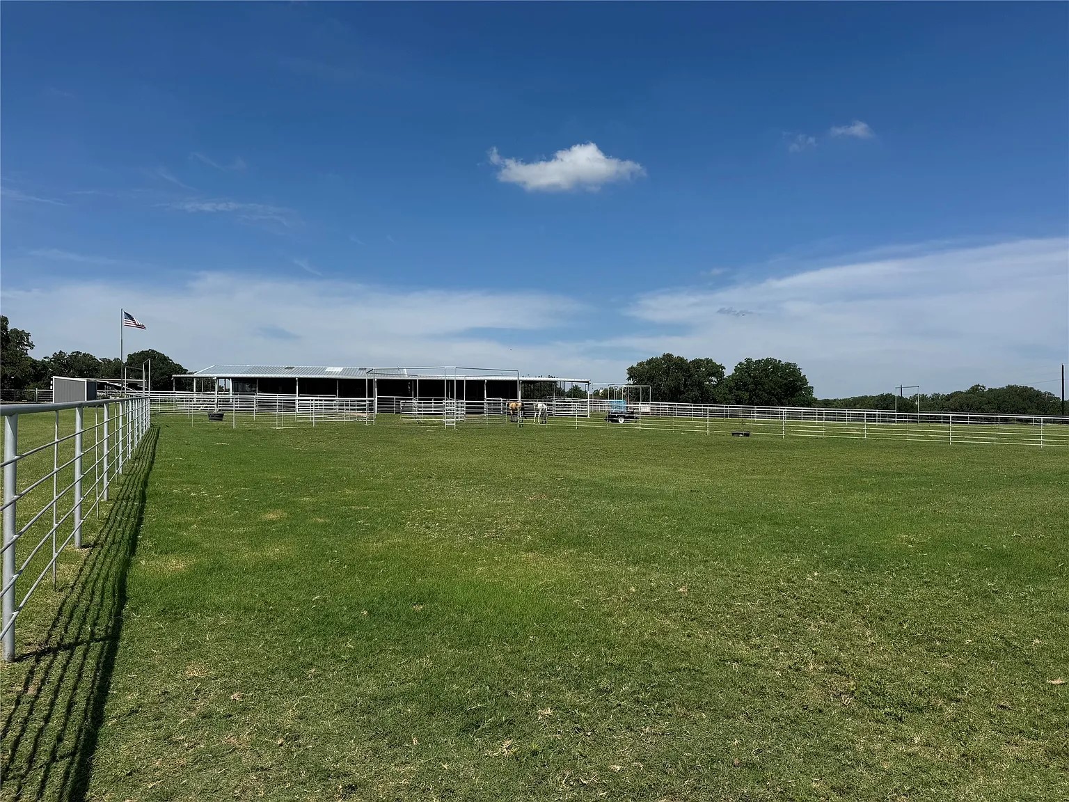 125B Rolling Bend Road Alvord TX 76225