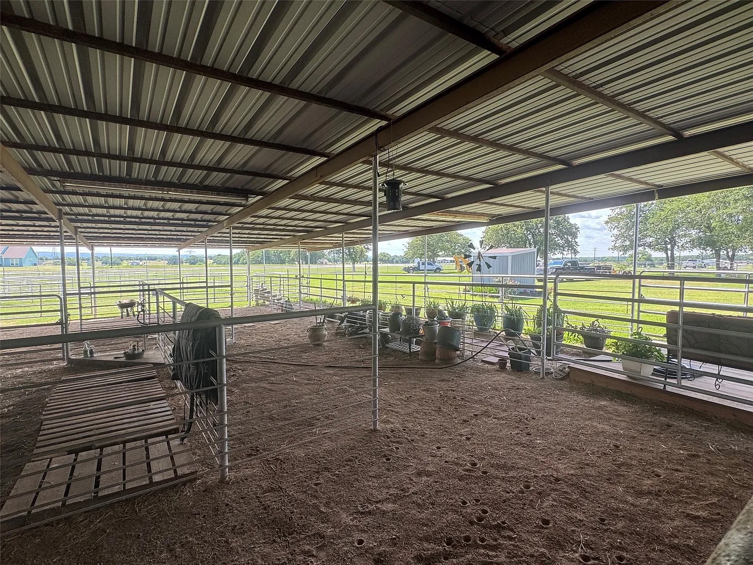 125B Rolling Bend Road Alvord TX 76225