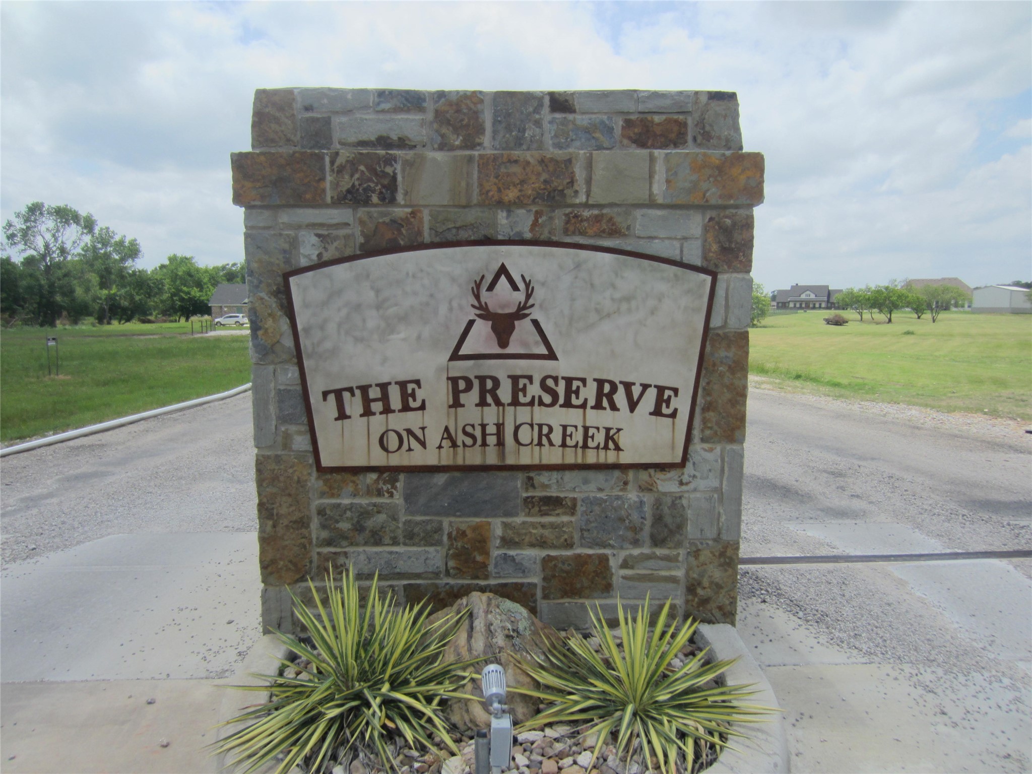 2023 Veal Circle Weatherford TX 76085
