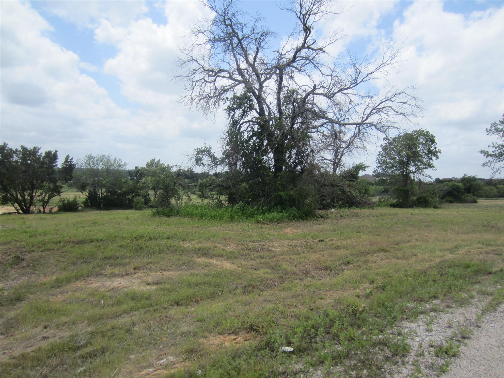 2023 Veal Circle Weatherford TX 76085