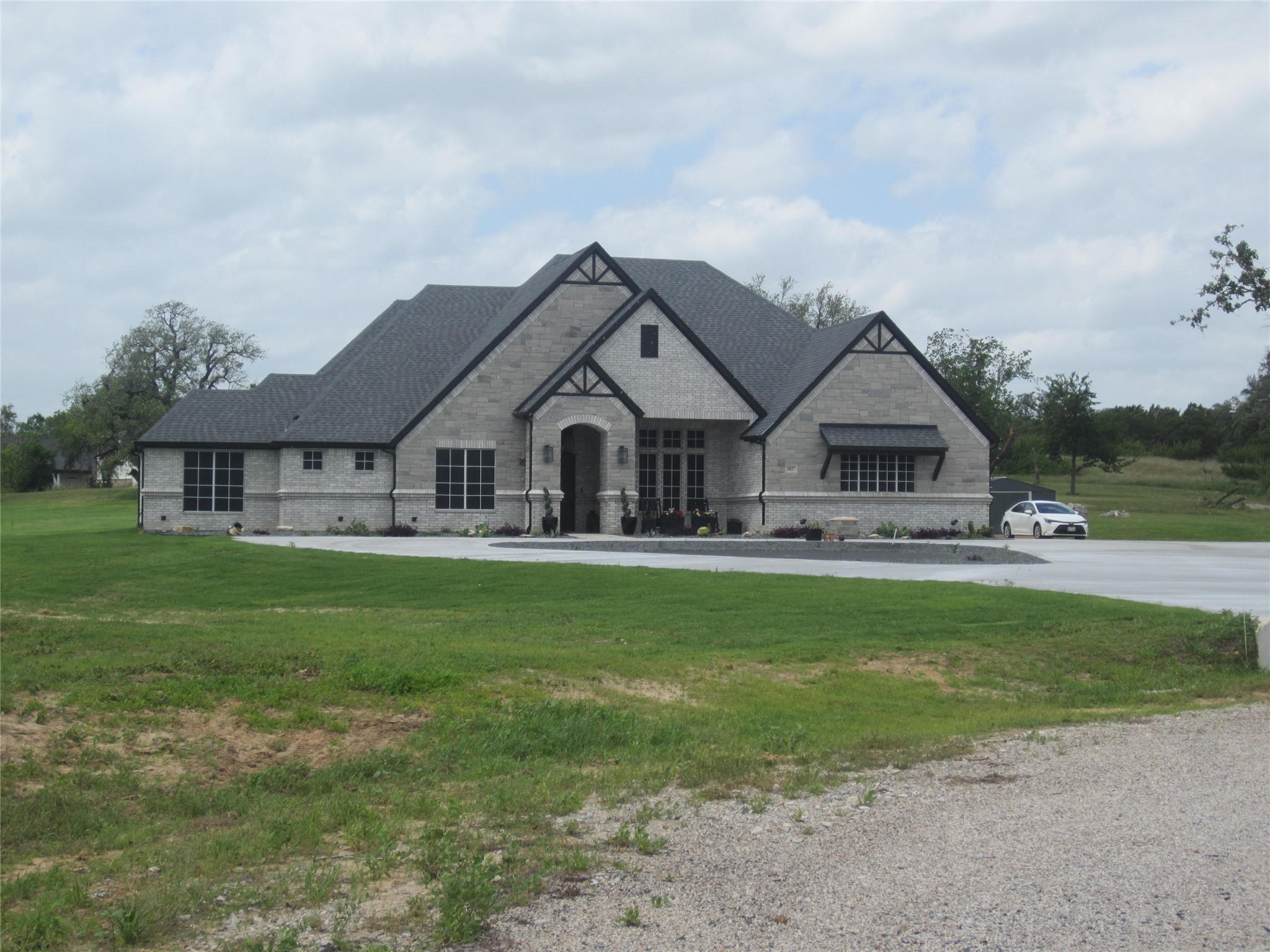 2023 Veal Circle Weatherford TX 76085