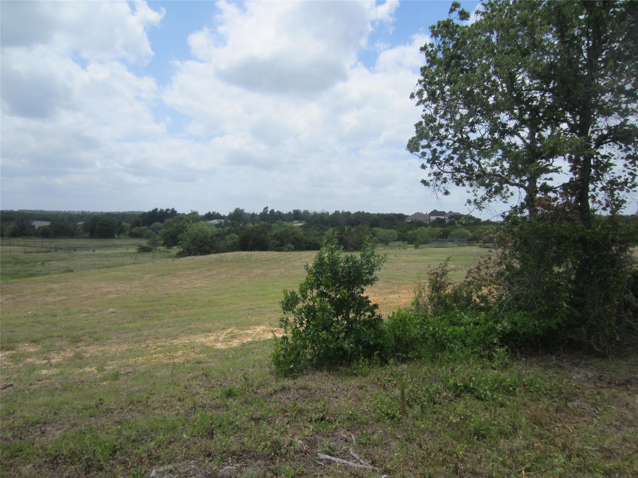 2023 Veal Circle Weatherford TX 76085