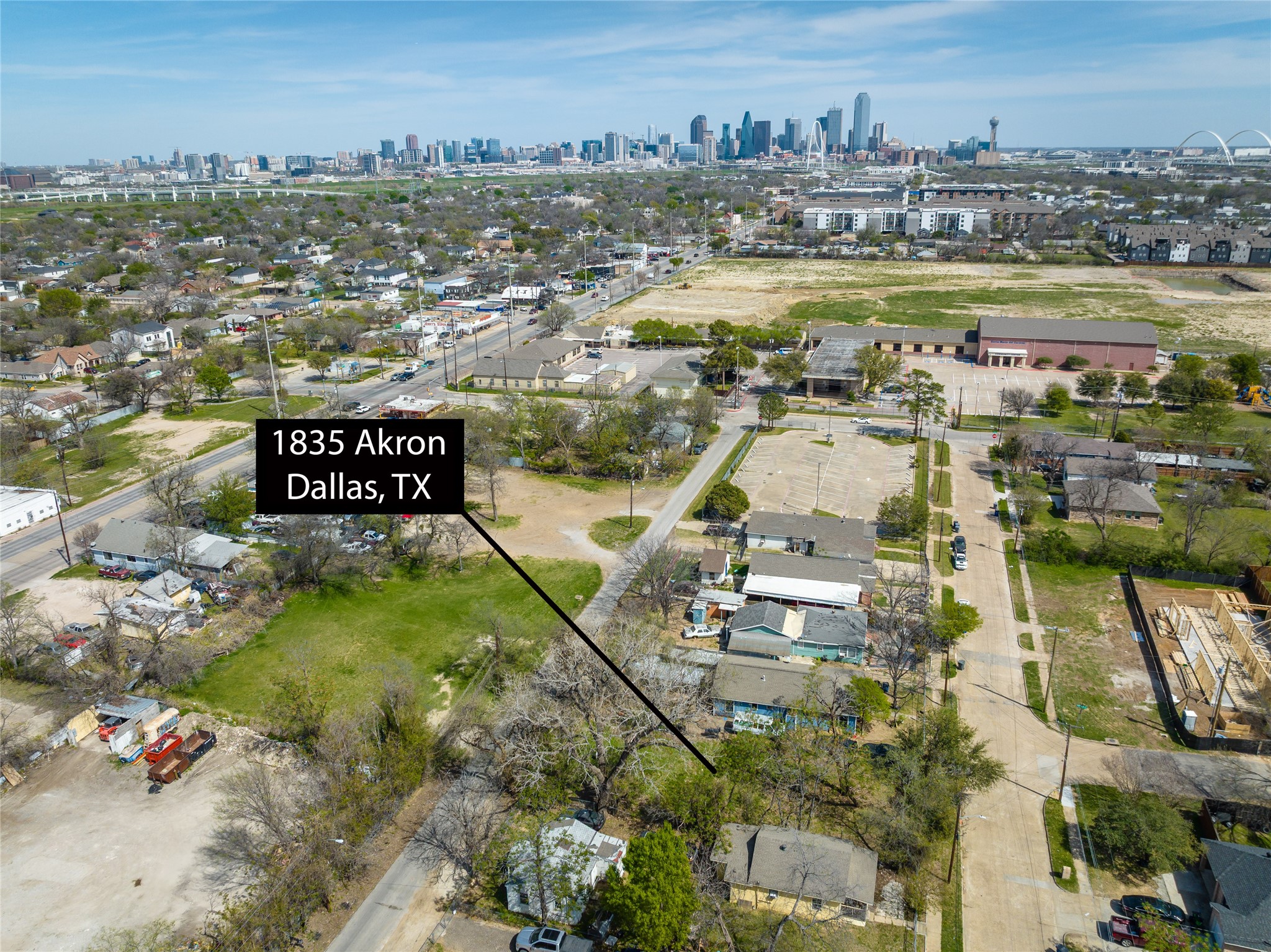 1835 Akron Street Dallas TX 75212