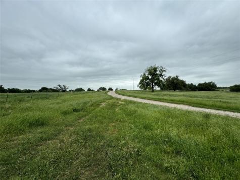 395-452 County Road 470 Chilton TX 76632