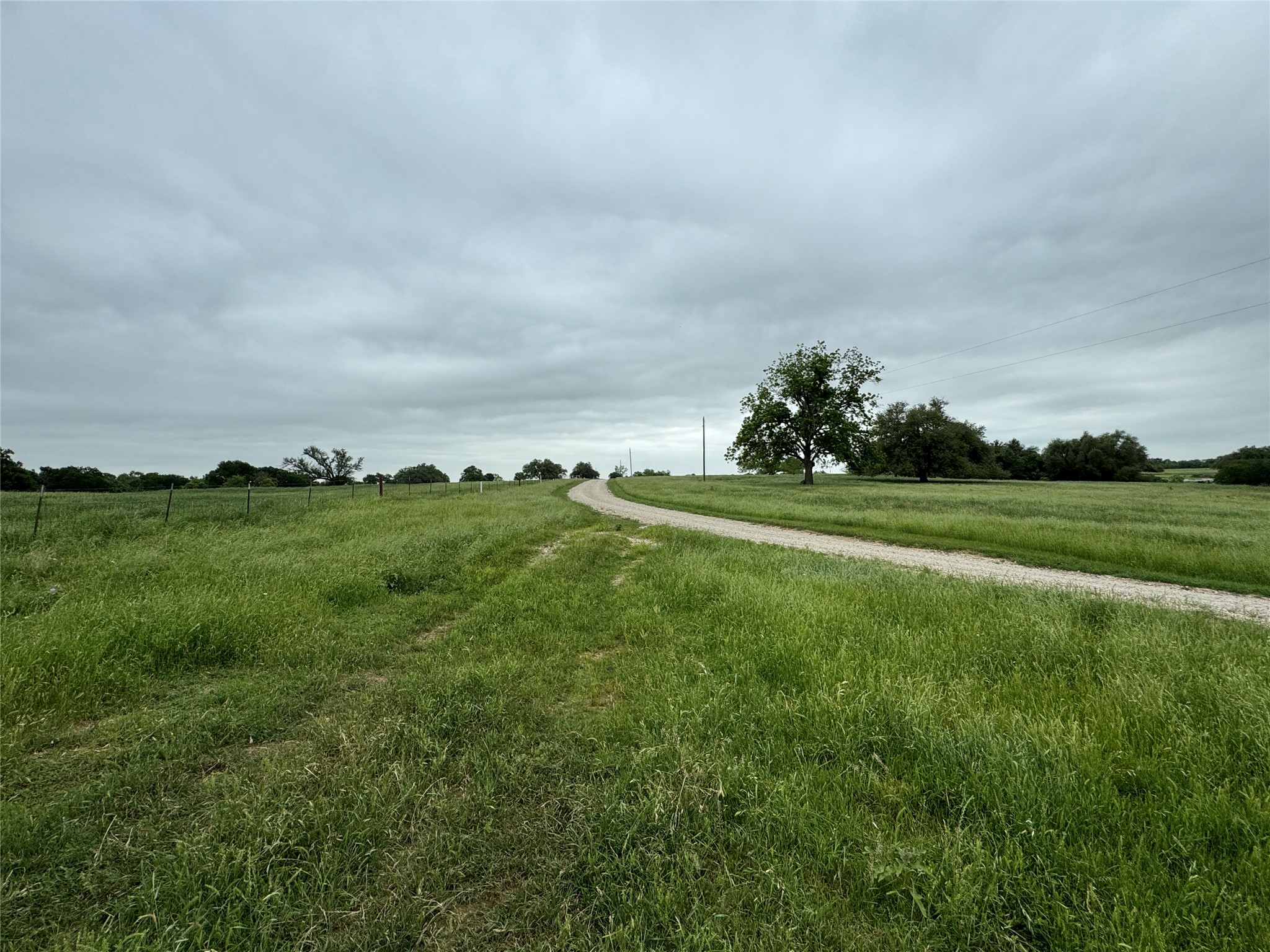 395-452 County Road 470 Chilton TX 76632
