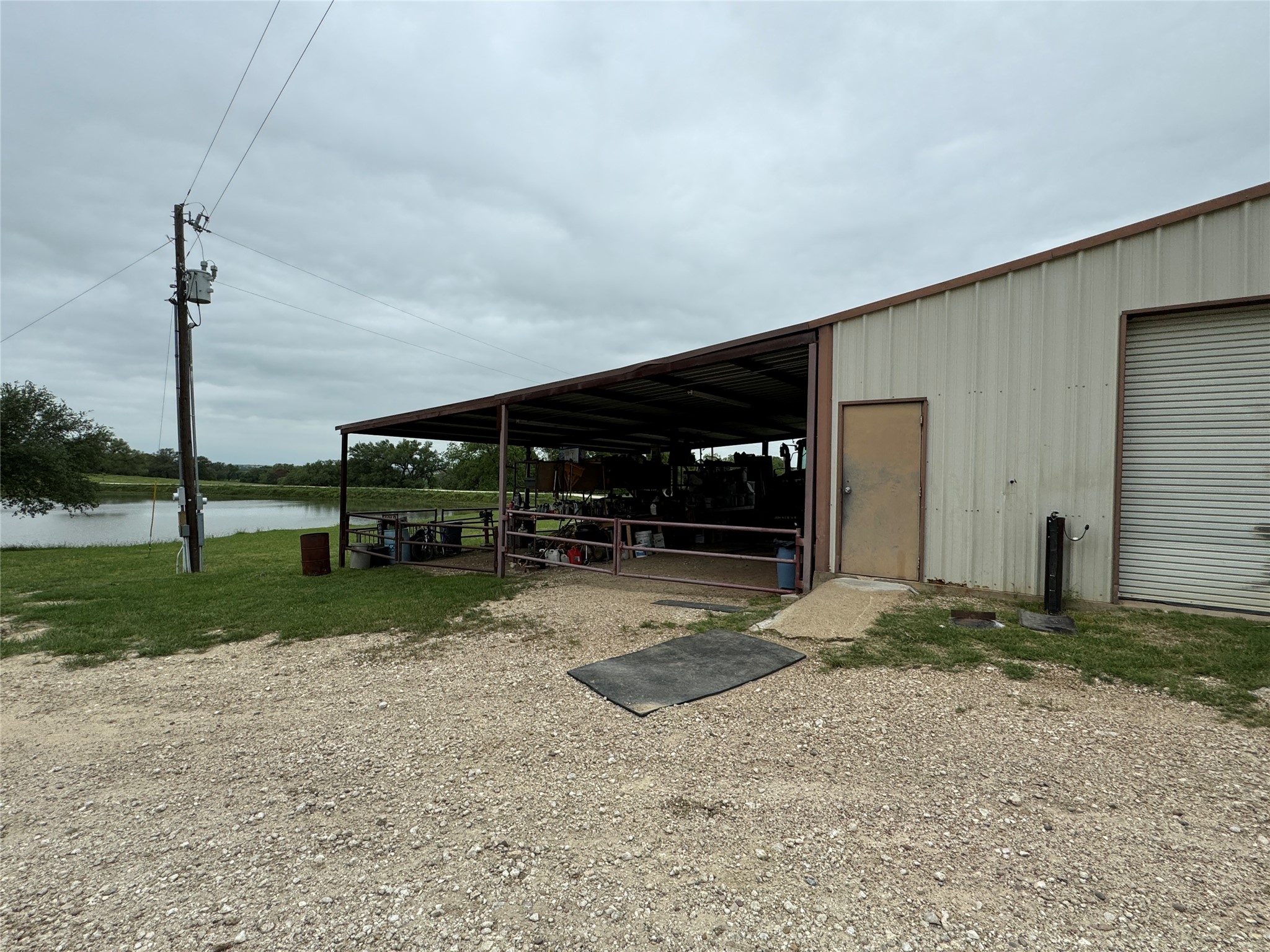 395-452 County Road 470 Chilton TX 76632