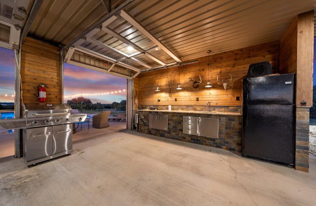 395-452 County Road 470 Chilton TX 76632
