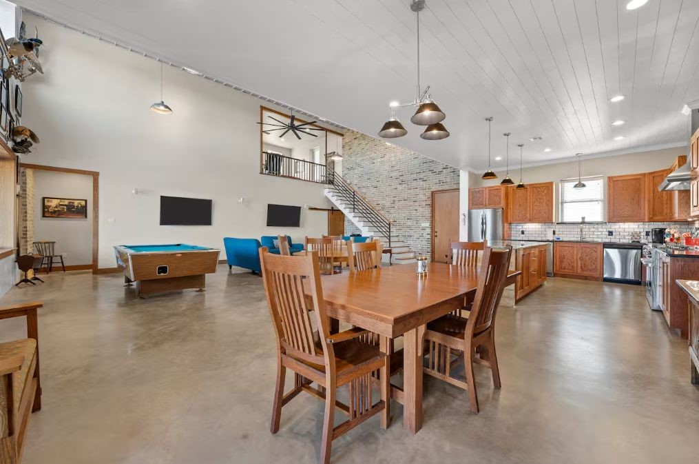 395-452 County Road 470 Chilton TX 76632