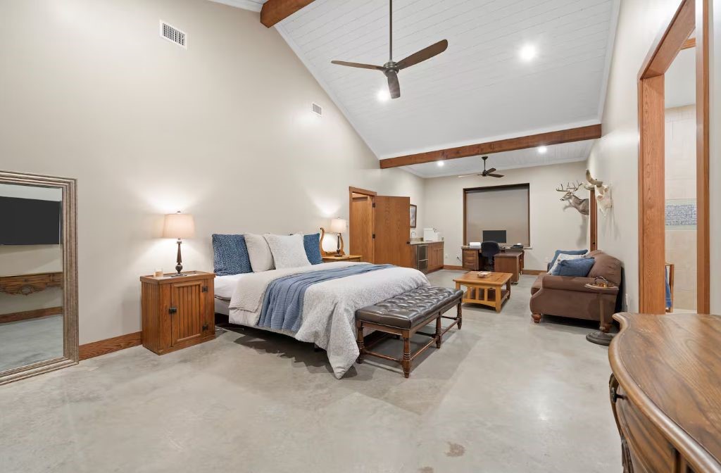 395-452 County Road 470 Chilton TX 76632