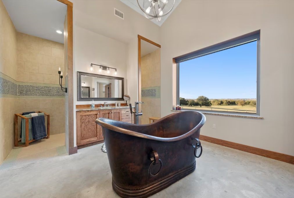 395-452 County Road 470 Chilton TX 76632