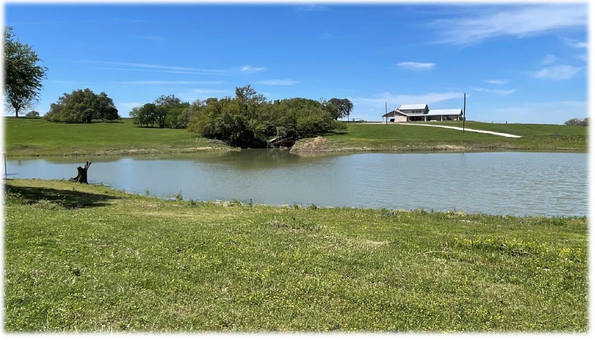 395-452 County Road 470 Chilton TX 76632
