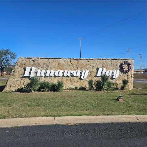 196 Johnston Lane Runaway Bay TX 76426
