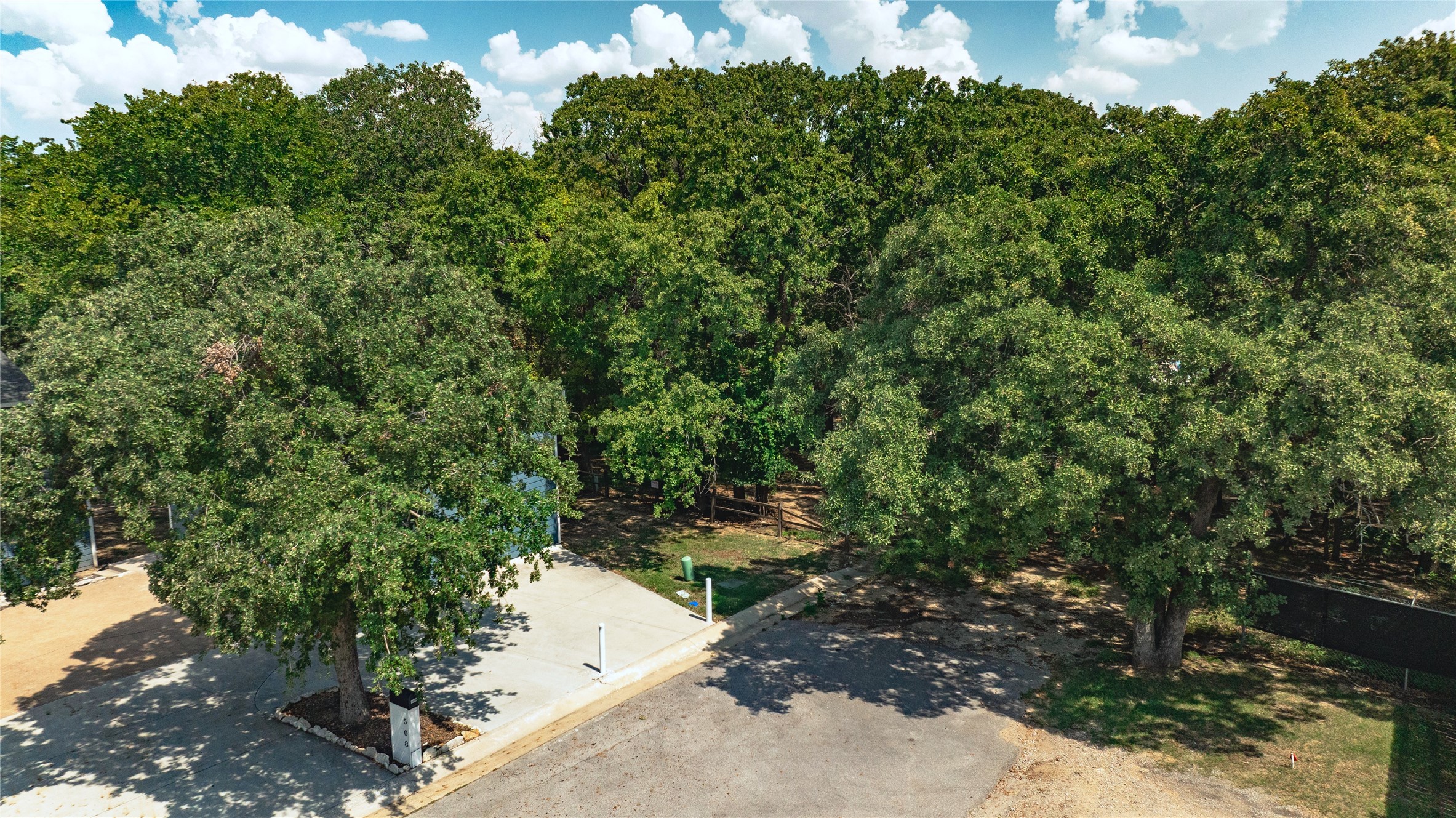 504 Harbor Drive S Azle TX 76020