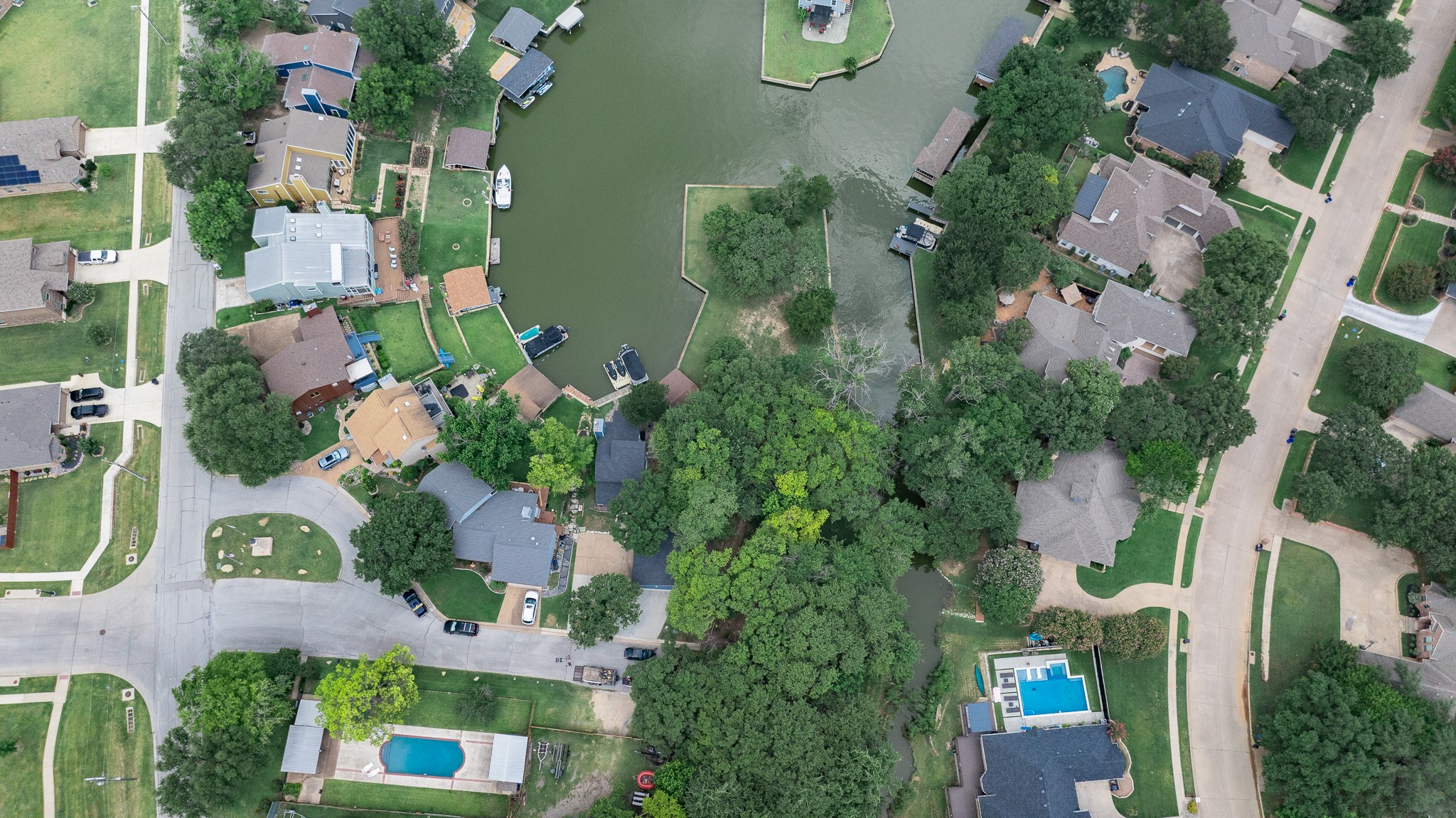 504 Harbor Drive S Azle TX 76020