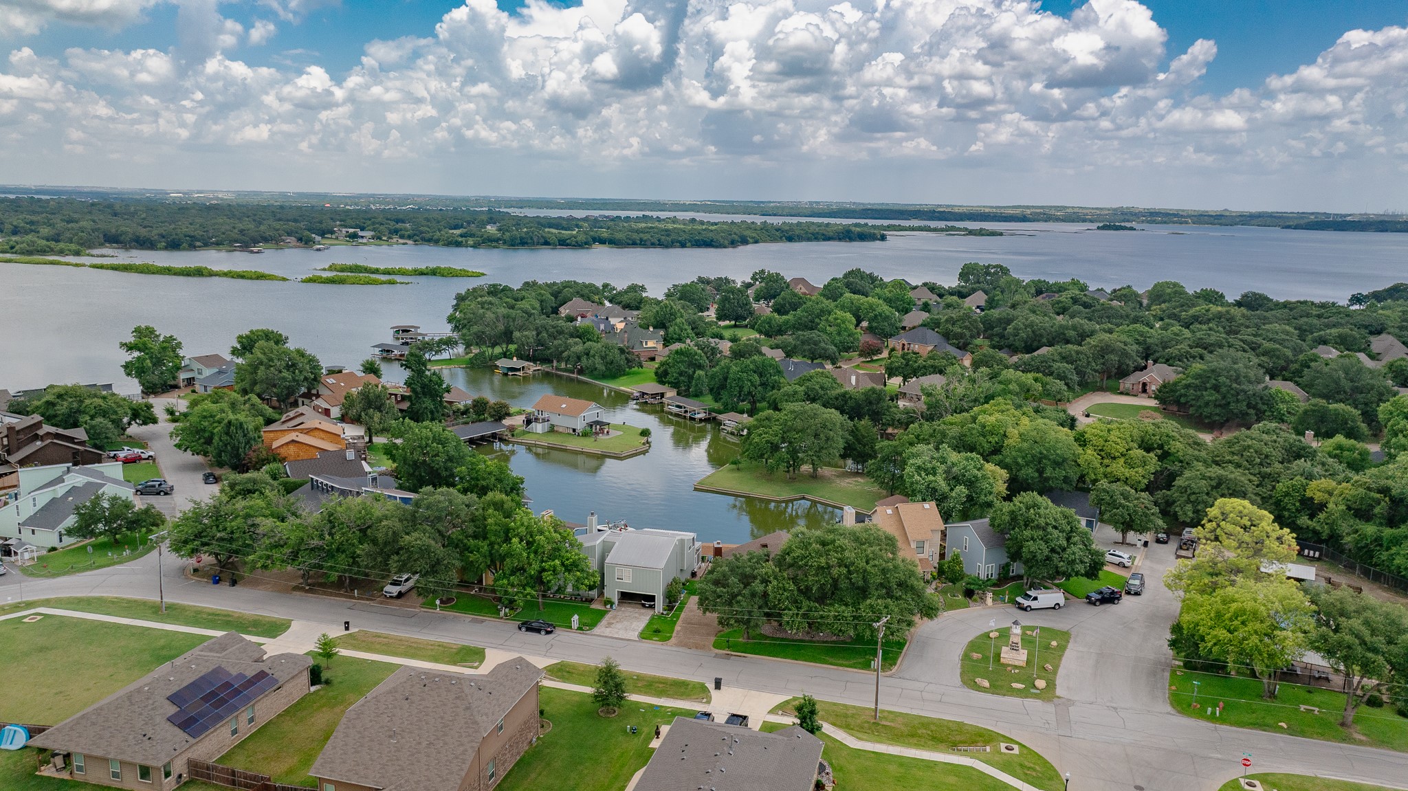504 Harbor Drive S Azle TX 76020