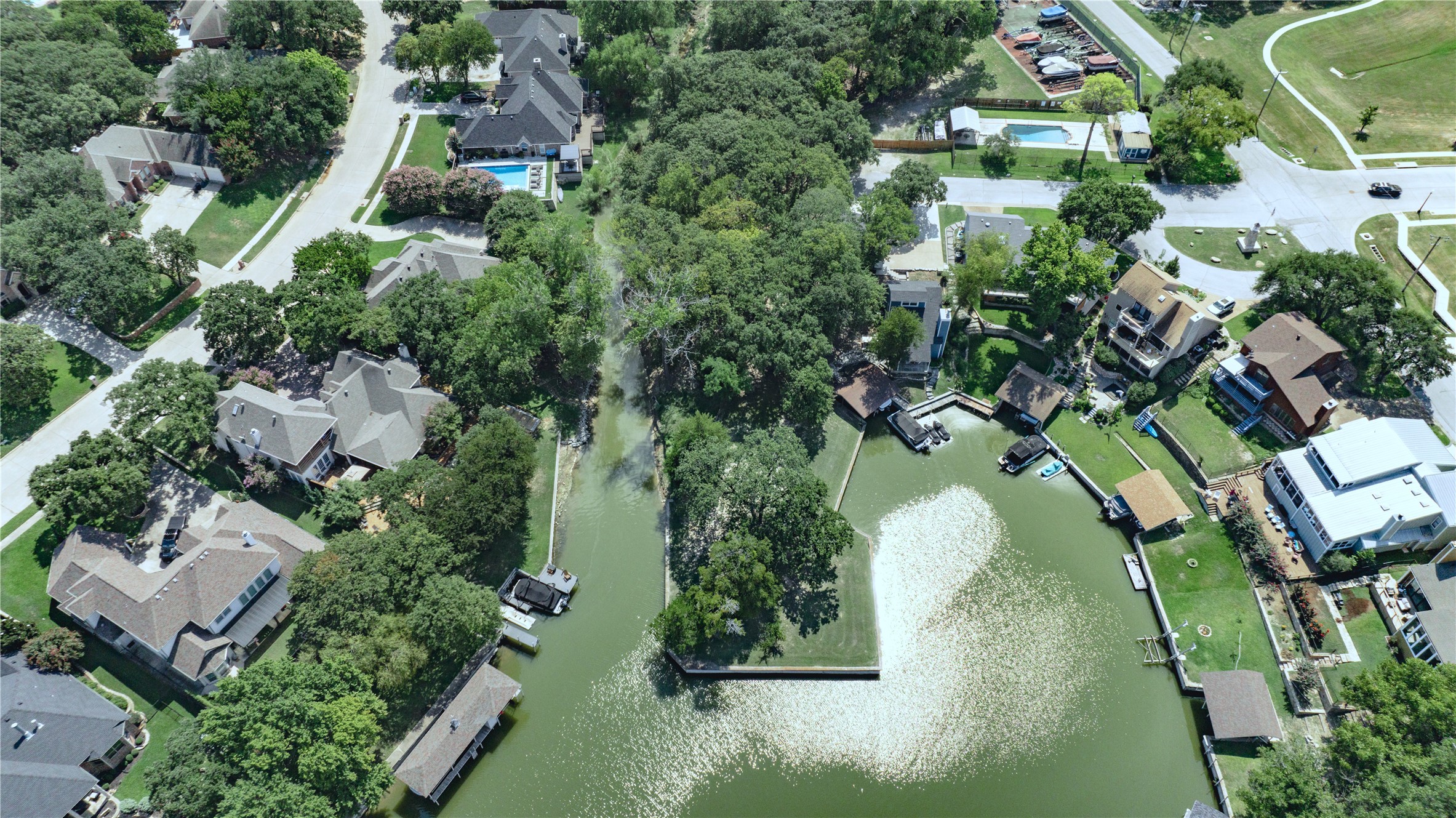 504 Harbor Drive S Azle TX 76020