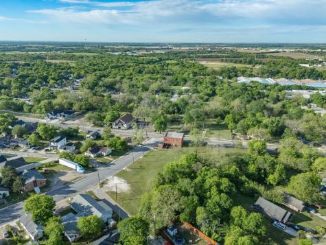 105 Wyatt Street Waxahachie TX 75165