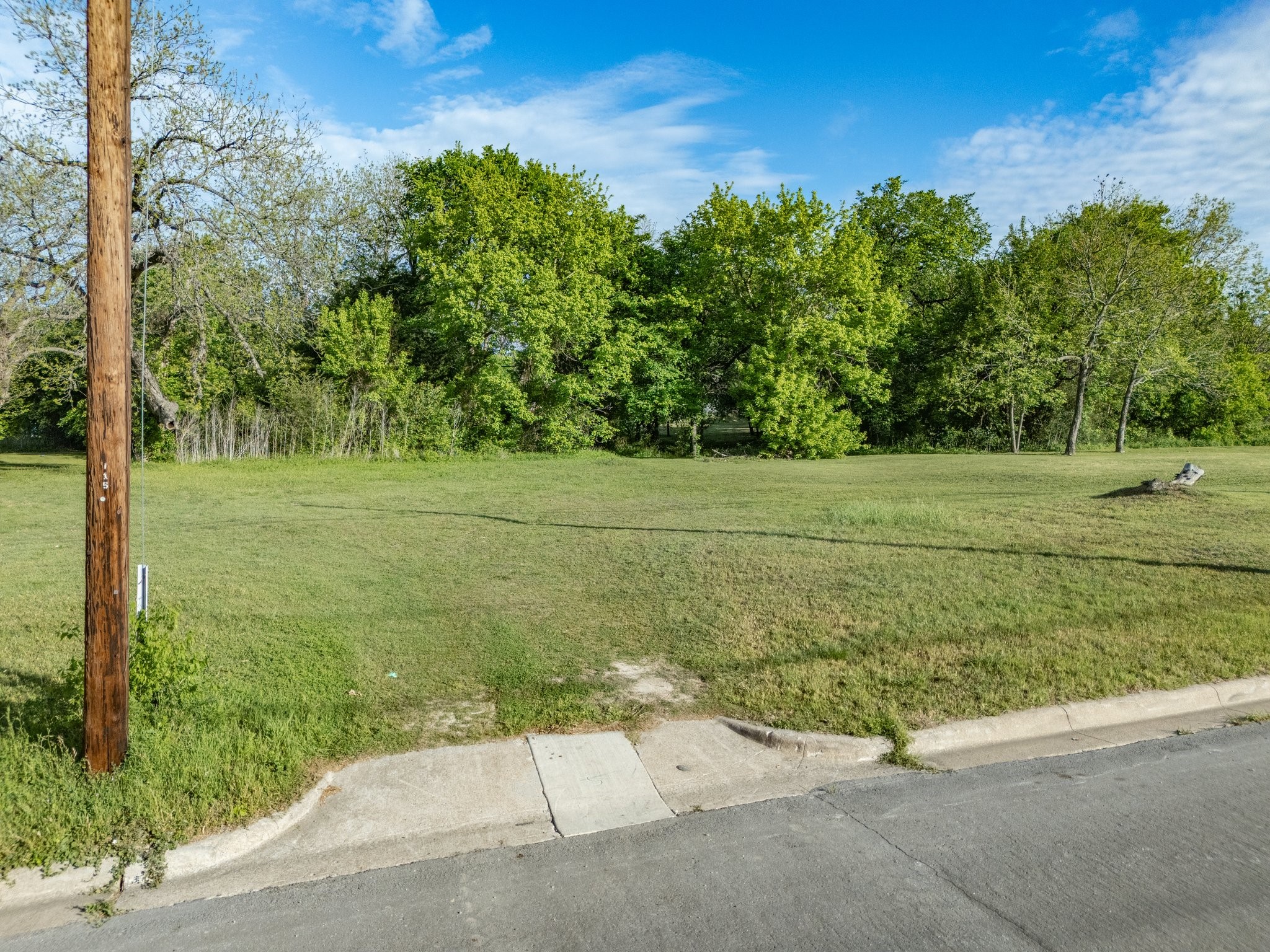 105 Wyatt Street Waxahachie TX 75165