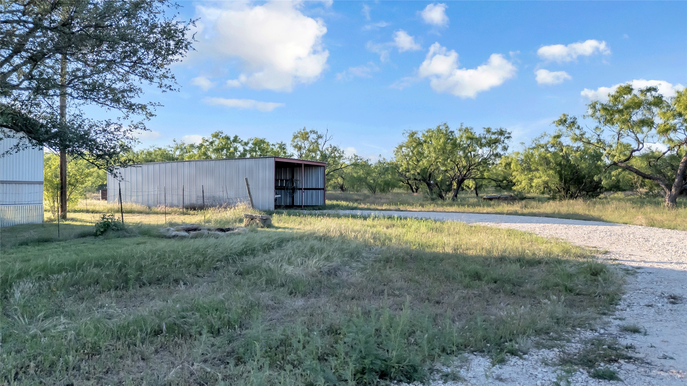 824 County Road 409 Talpa TX 76882