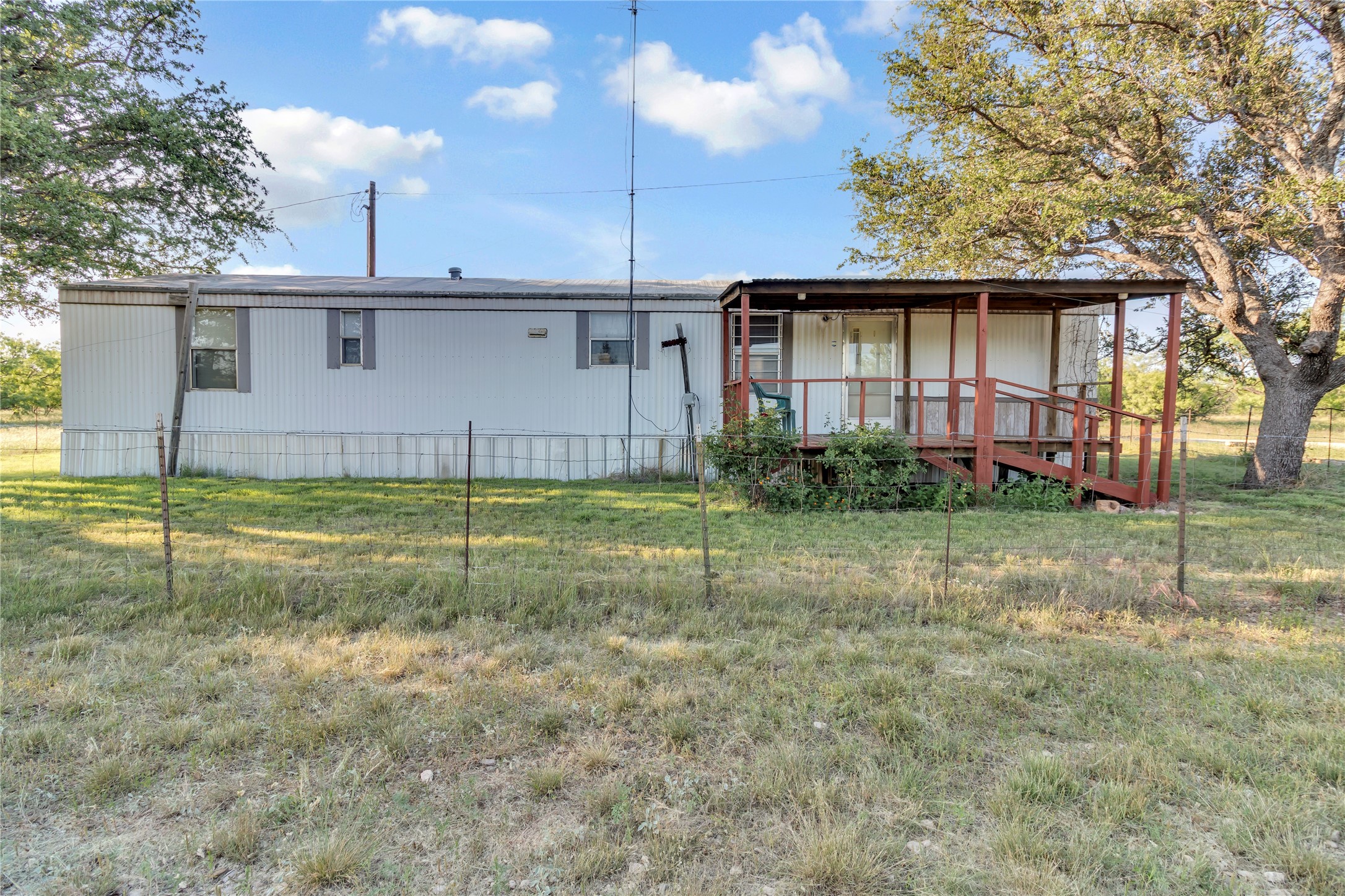 824 County Road 409 Talpa TX 76882
