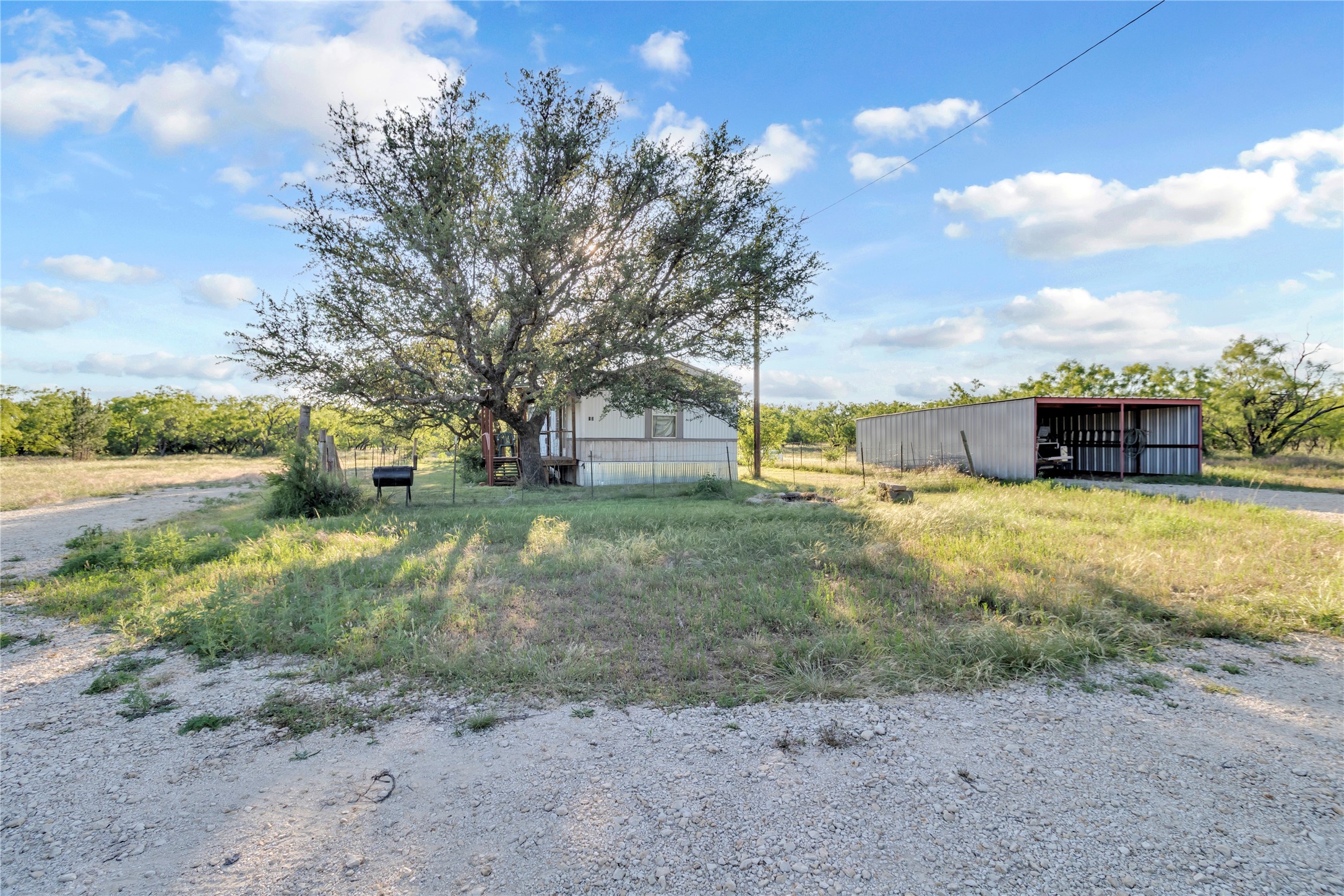 824 County Road 409 Talpa TX 76882