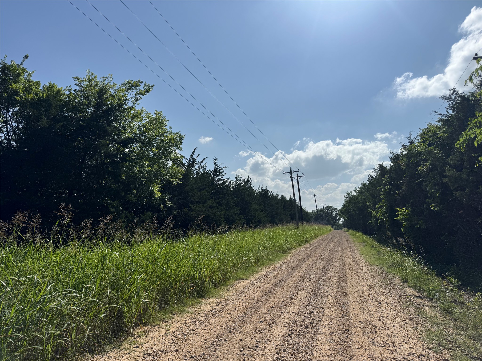 5909 Farm Road 38 S Brookston TX 75421
