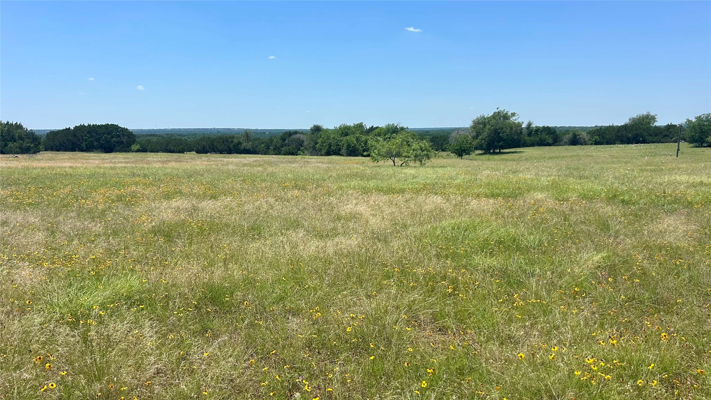 372 County Road 340 Mcgregor TX 76657