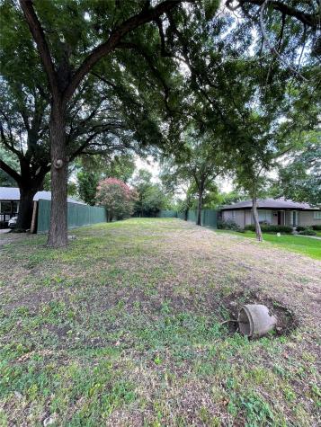 3776 Shorecrest Drive Dallas TX 75209