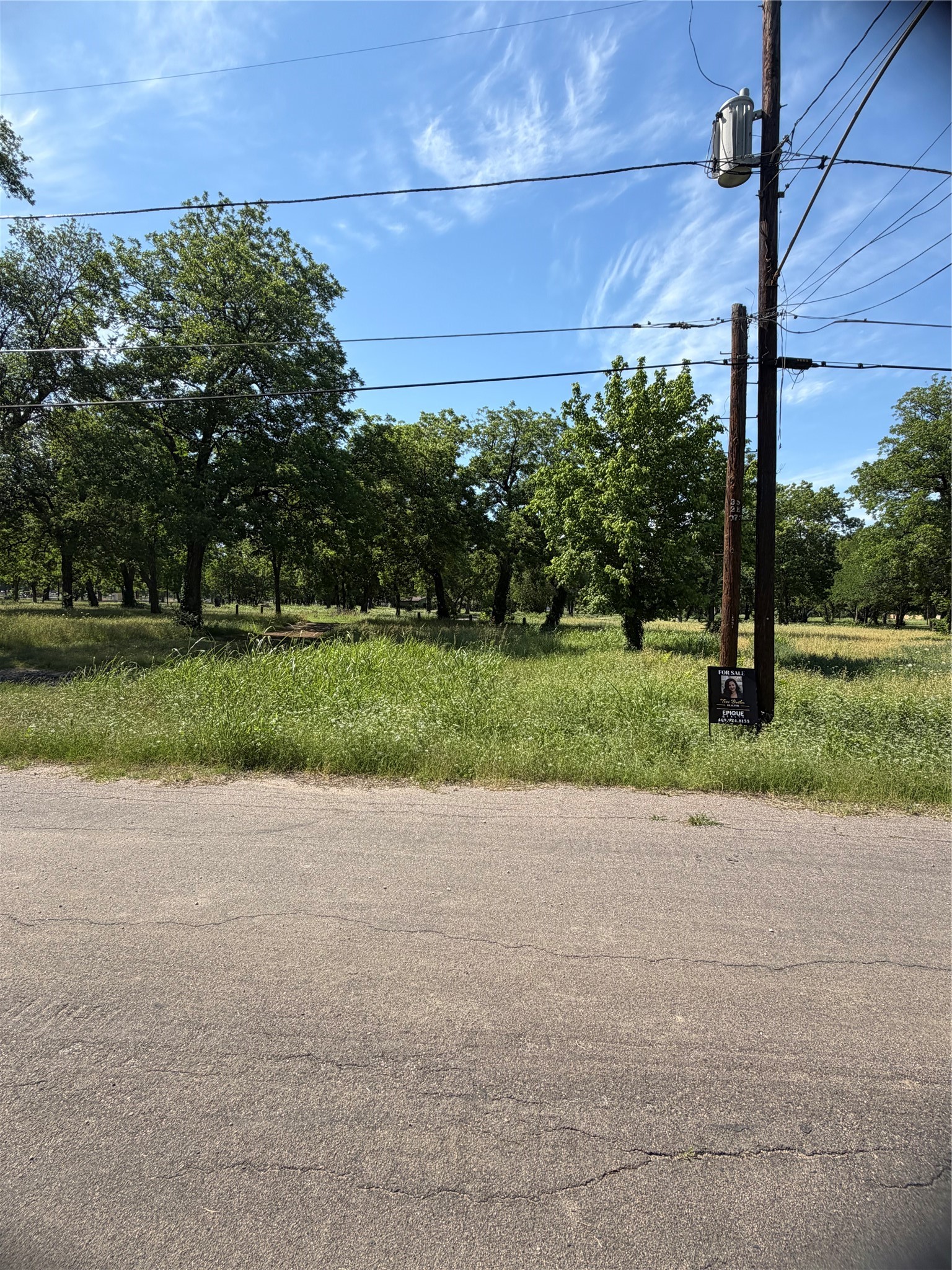 2945 Gloyd Street Dallas TX 75203