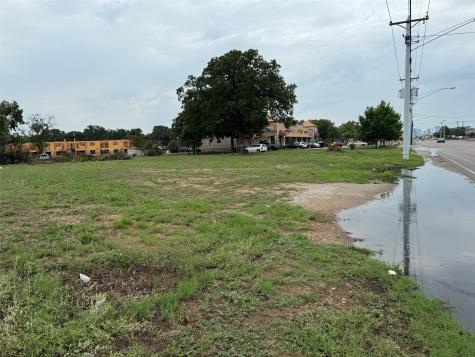 4308 E Belknap Street Haltom City TX 76117