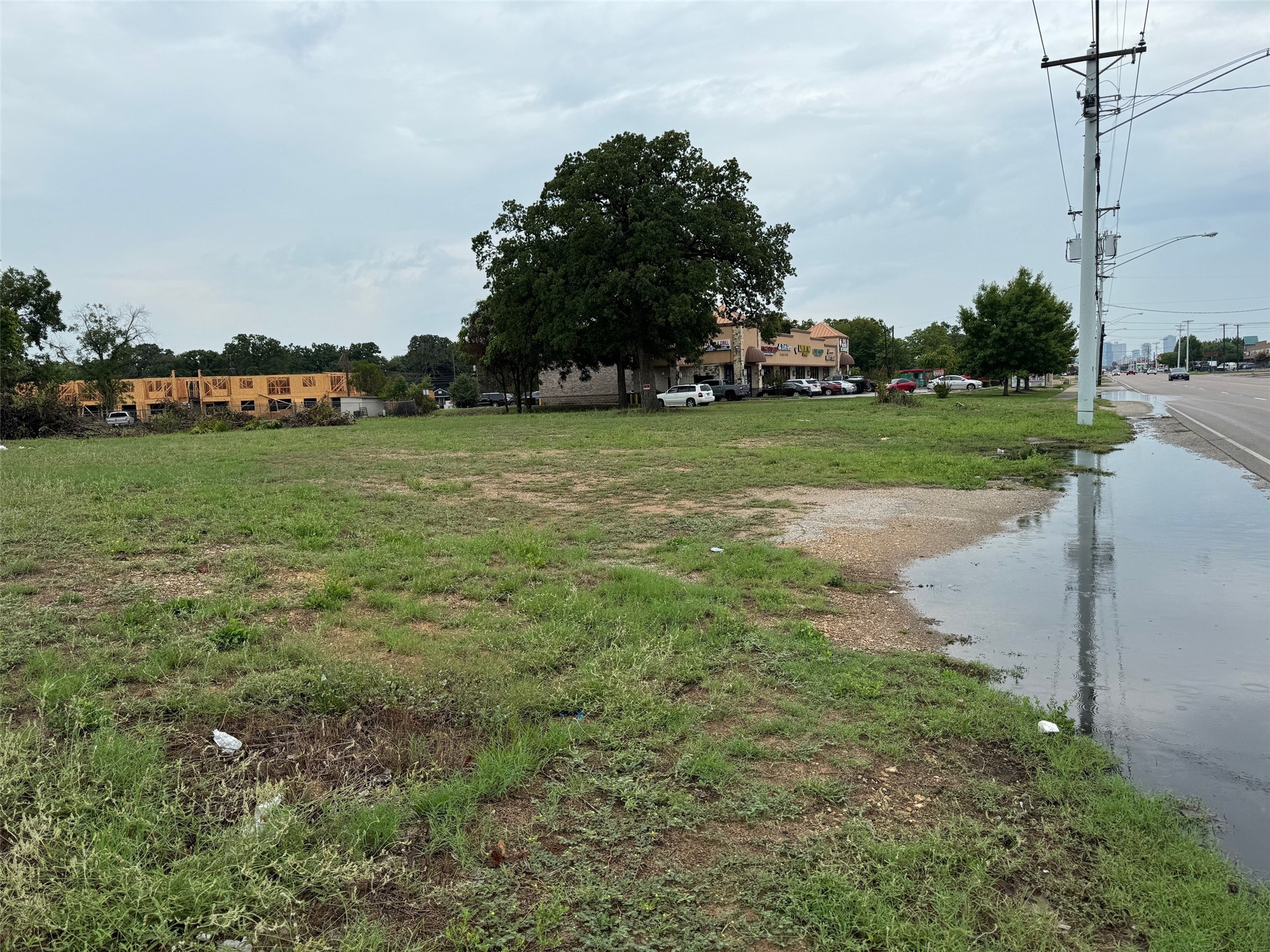 4308 E Belknap Street Haltom City TX 76117