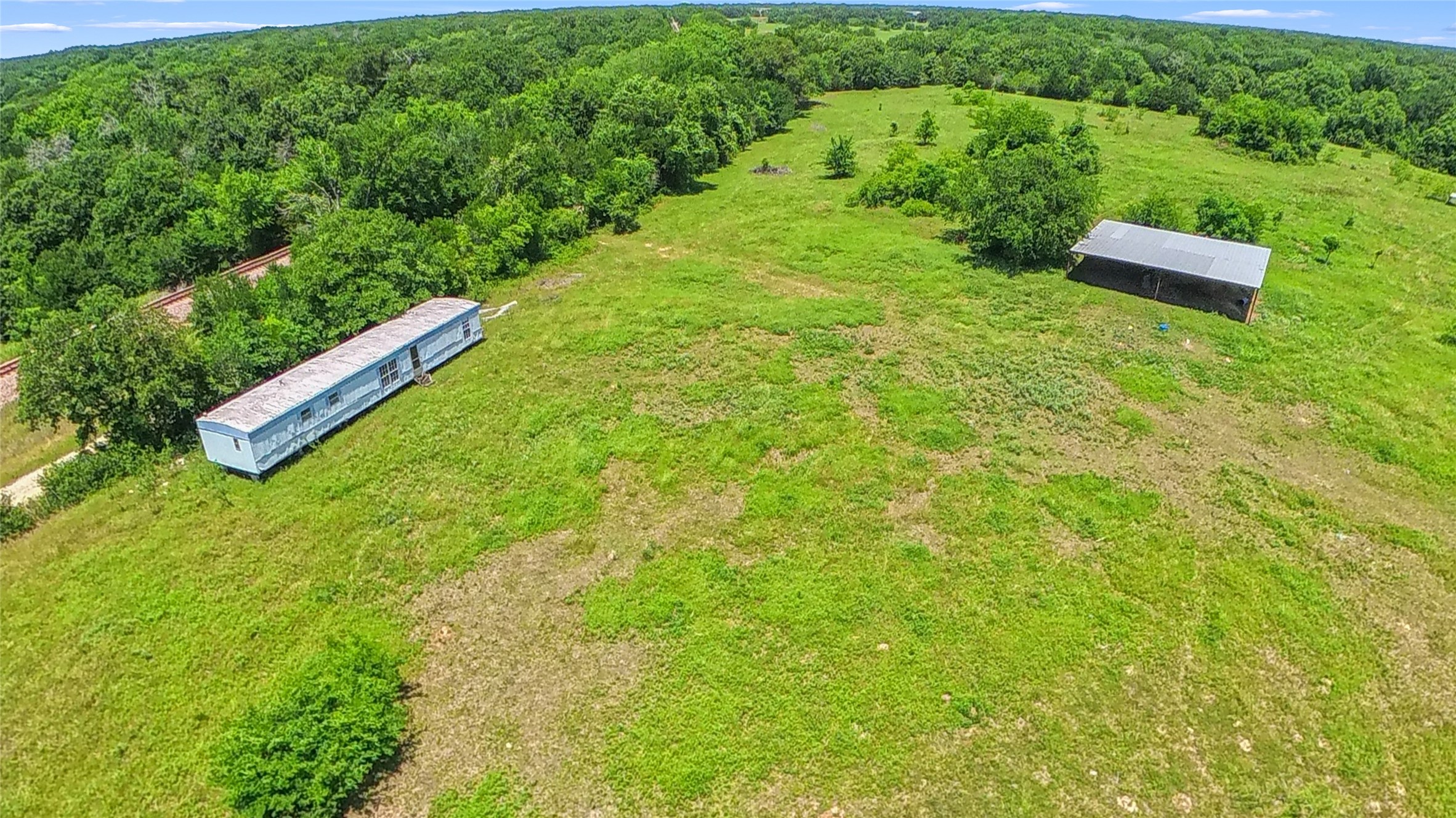 1561 Fm 80 N Streetman TX 75859
