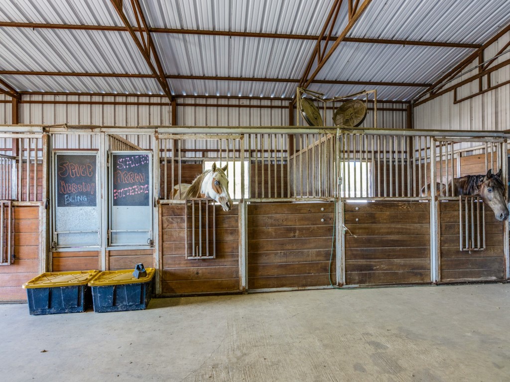 136 Parkside Court Gunter TX 75058