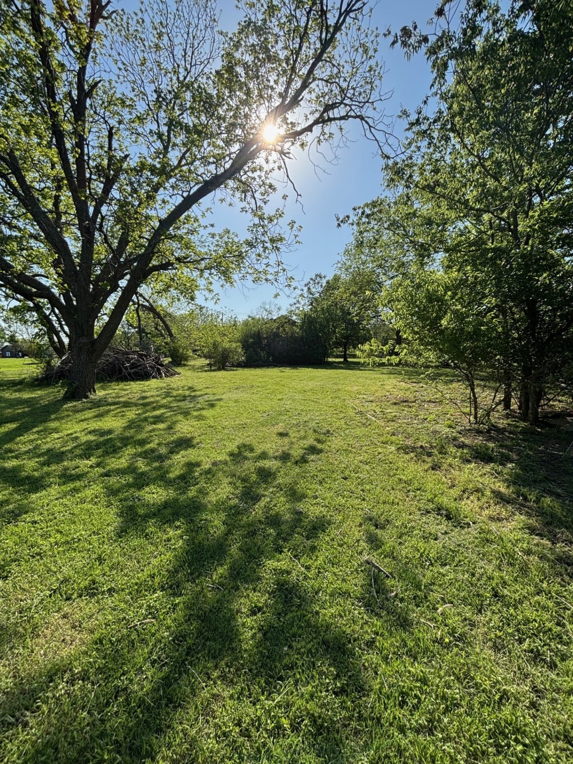 921 Country Club Road Cleburne TX 76033