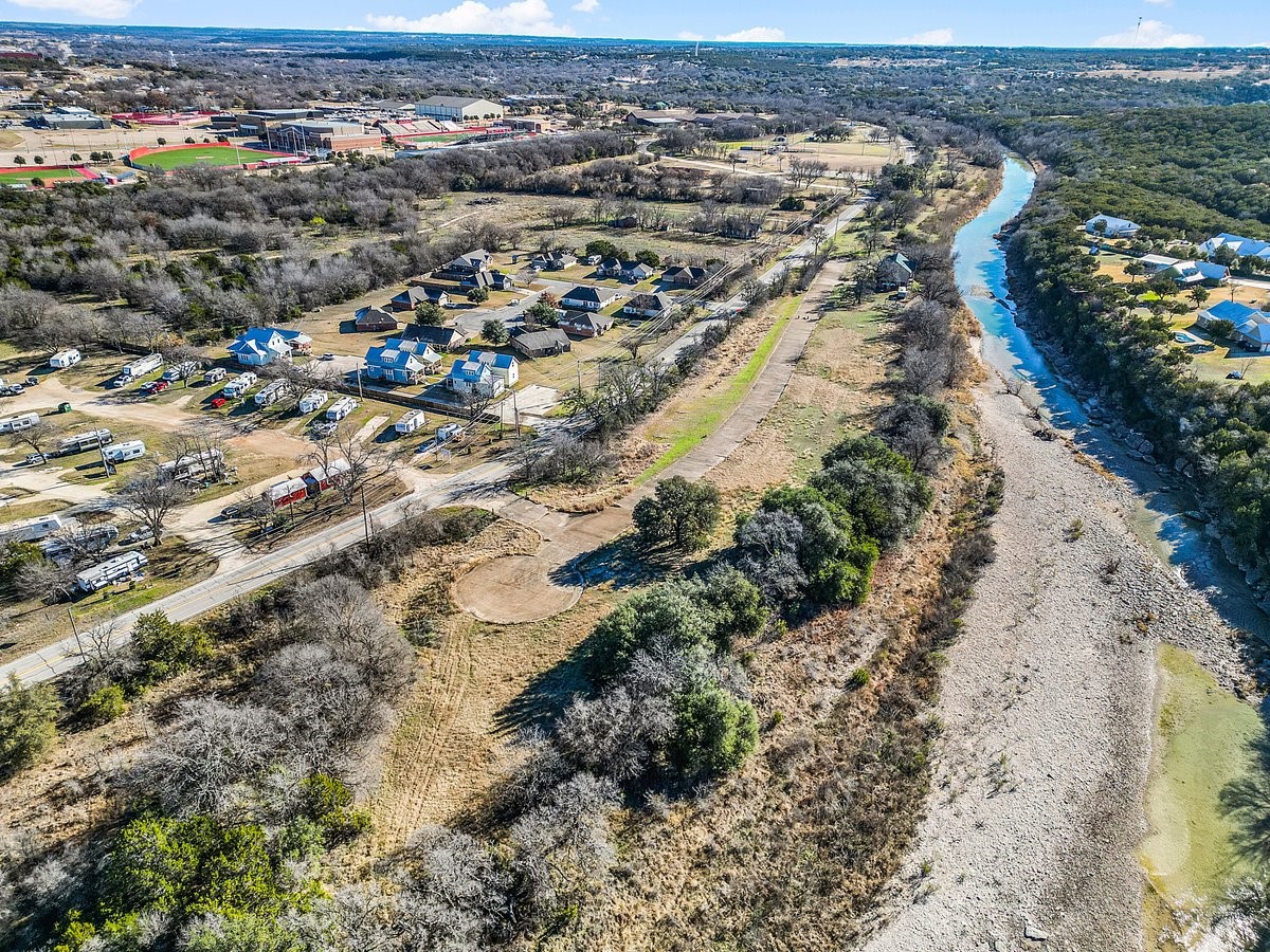 1741 Tiffany Lane Glen Rose TX 76043