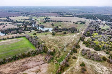 1414 S Bluegrove Road Lancaster TX 75146