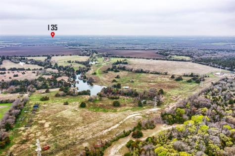1414 S Bluegrove Road Lancaster TX 75146