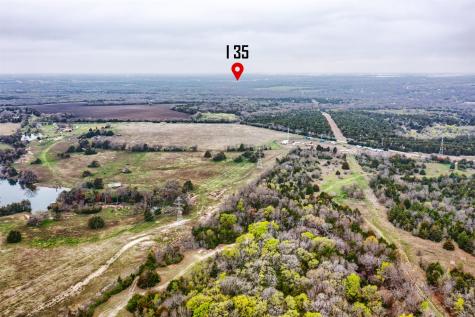 1414 S Bluegrove Road Lancaster TX 75146