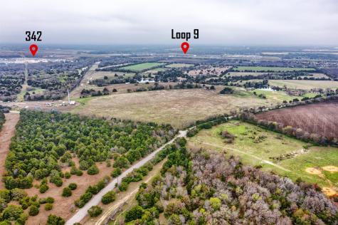 1414 S Bluegrove Road Lancaster TX 75146
