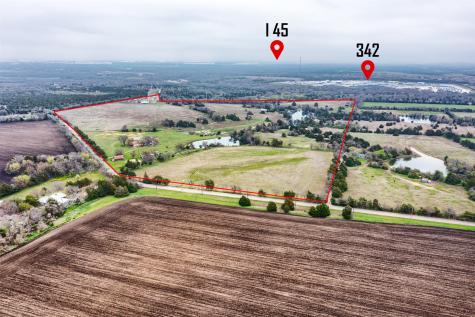 1414 S Bluegrove Road Lancaster TX 75146