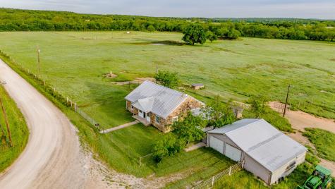 3061 Turkey Creek Road Sunset TX 76270