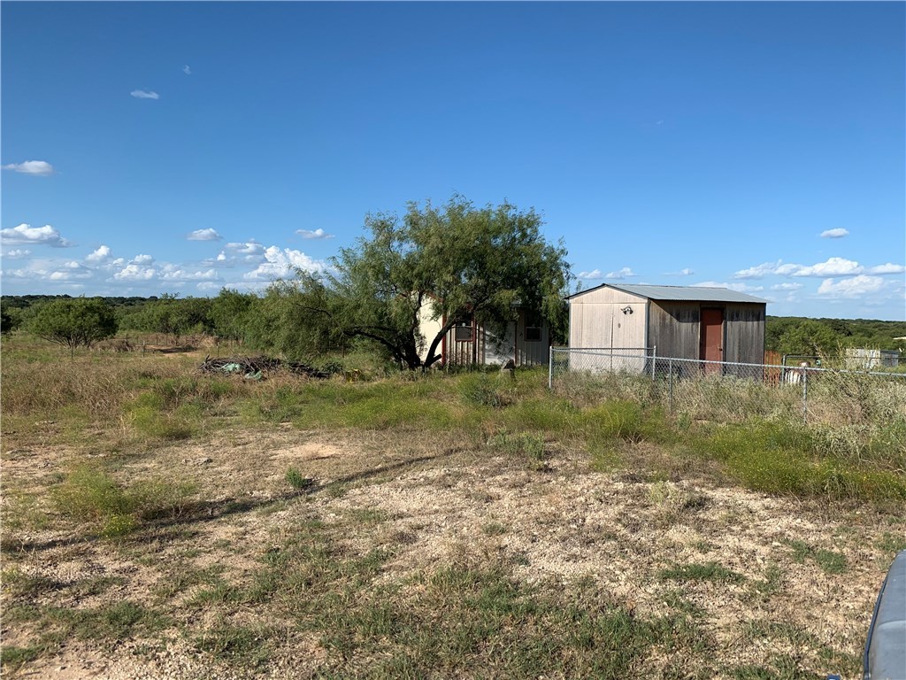 1450 Cr 165 Sidney TX 76474