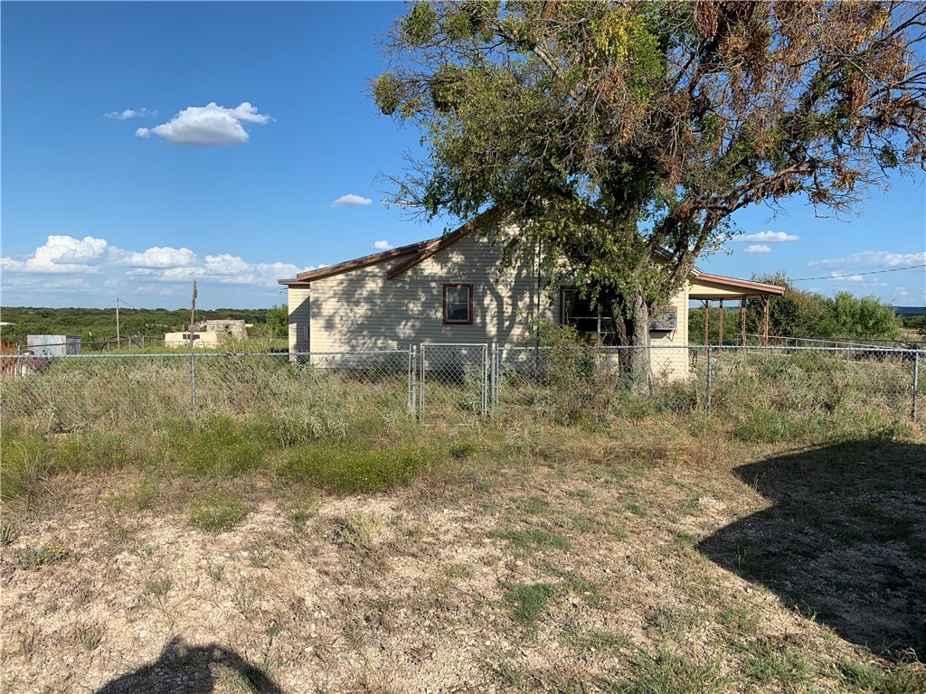1450 Cr 165 Sidney TX 76474